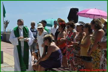 La playa de Ojos de Garza celebra el día grande de sus fiestas con misa y procesión/Agustin Cabrera/TF.